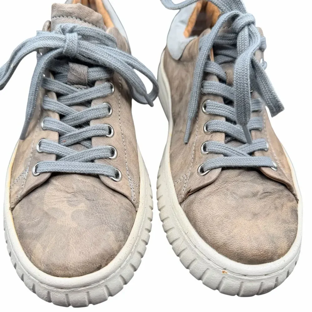 Söfft Parkyn Leather Camo Print Sneakers Women’s 7M Comfort Casual Shoe Sofft